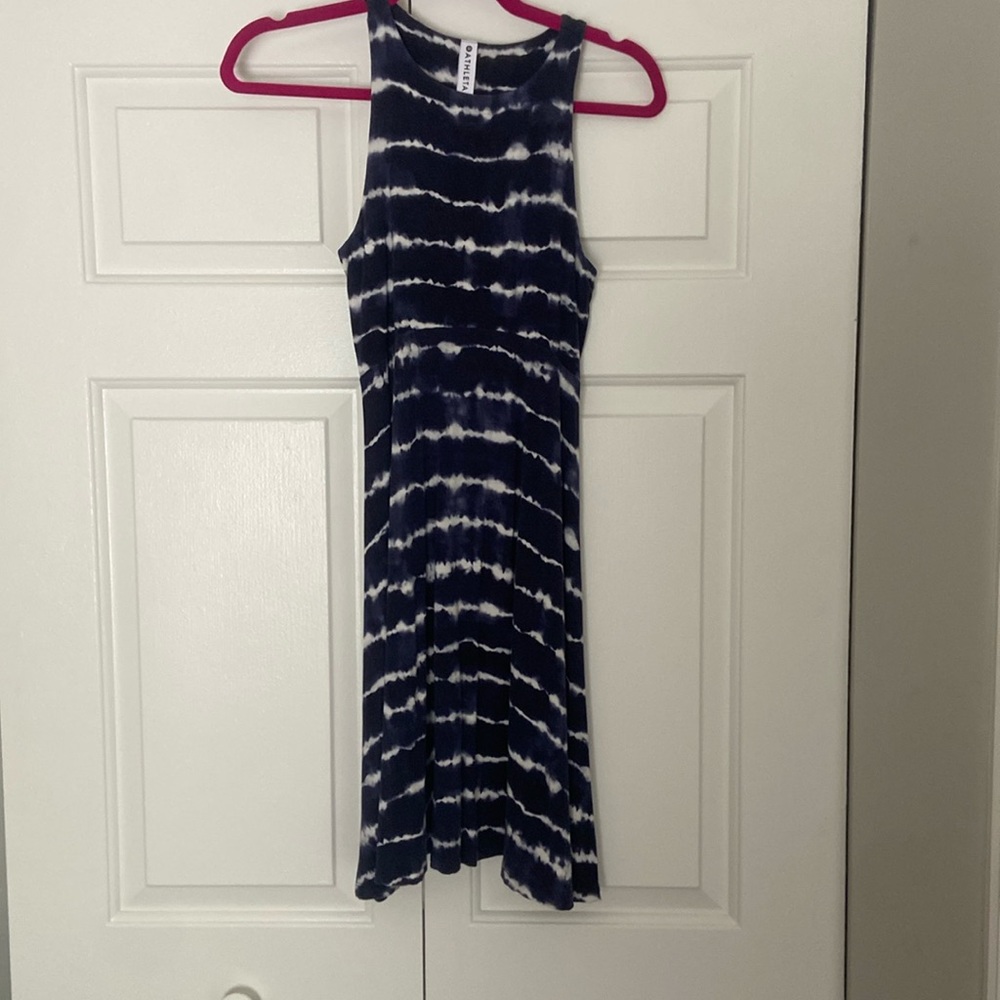 Athleta navy blue and white tie dye dress in size xxs